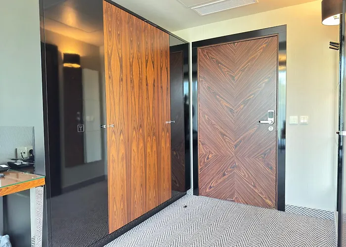 Prywatny 329 W Diune *